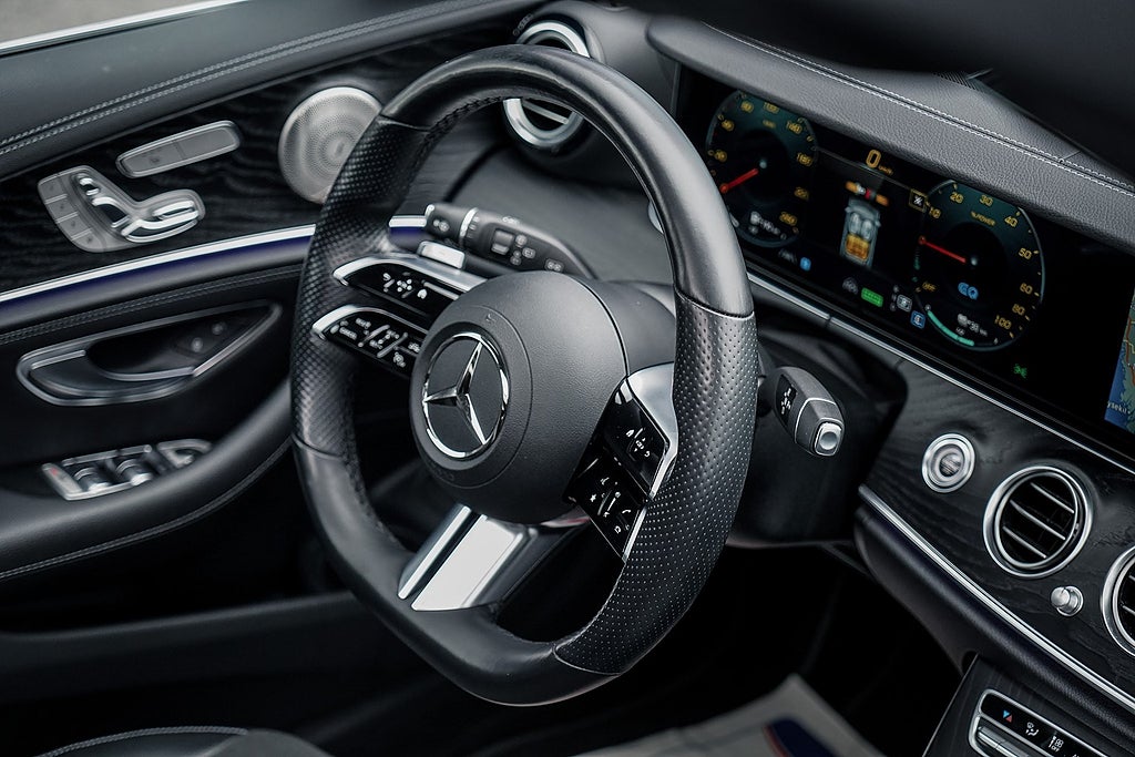 Mercedes-Benz E300 2021 - miniatyr 19
