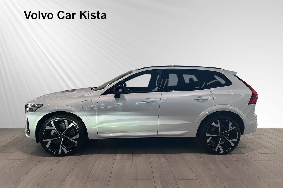 Volvo XC60 T6 Plus Nordic 2026, bild 3/10