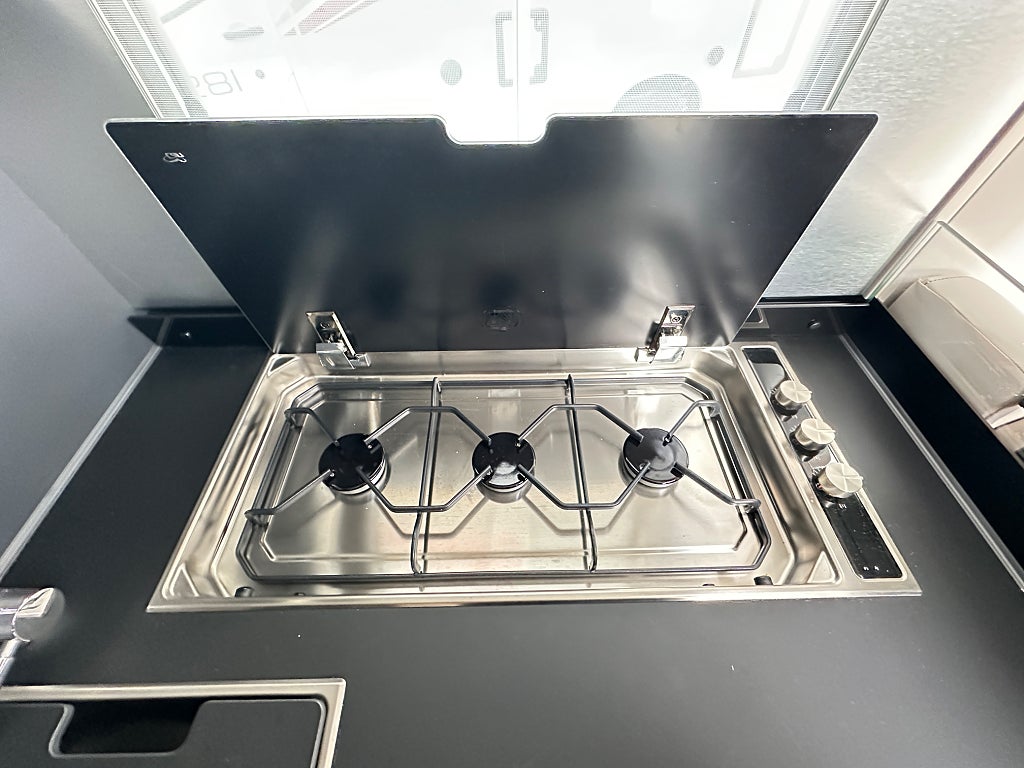 Adria 670SL MB Coral Supreme  9G-Tronic Automat 170Hk 275 Mil thumbnail