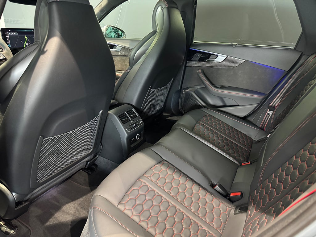 Audi RS4 Avant Quattro Panorama B&O Massage Carbon RS Design - bild 8