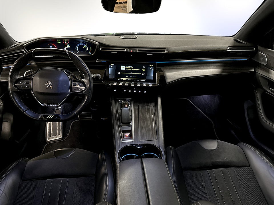 Bild på Peugeot 508 SW PSE Hybrid4 360hk Aut AWD 360° MASSAGE PANO HIFI