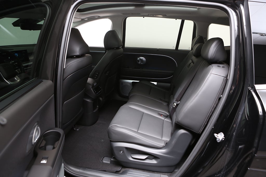 Hyundai IONIQ 9 Calligraphy Line AWD 110,3kWh - Avbetalningskampanj