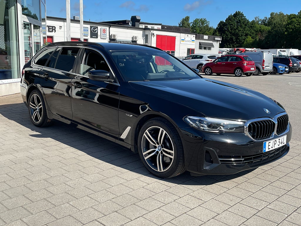 BMW 530e Touring 292 hk G31 LCI ENDAST 3.785 mil SKINN