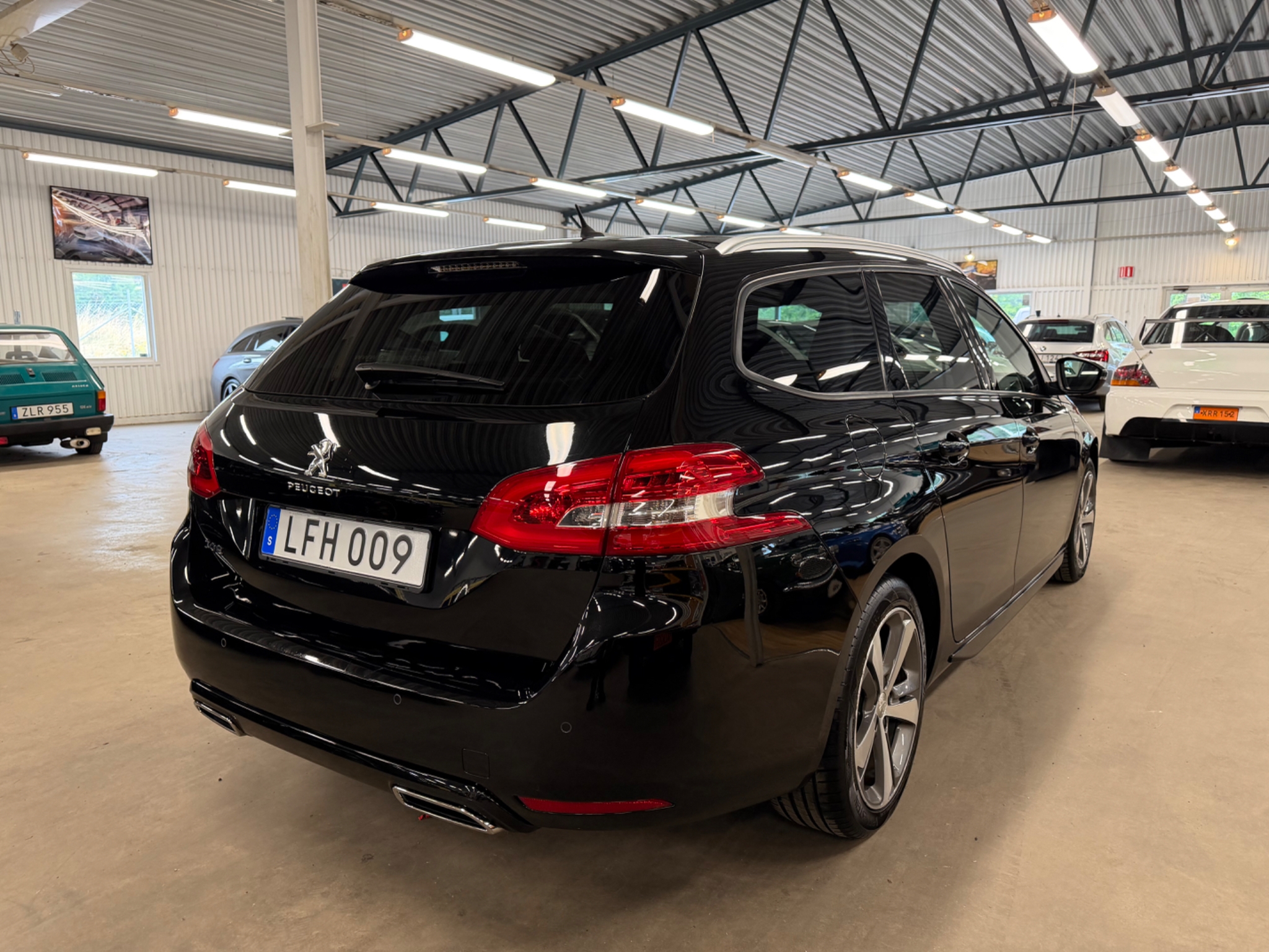 Peugeot 308 2016, bild 4/44