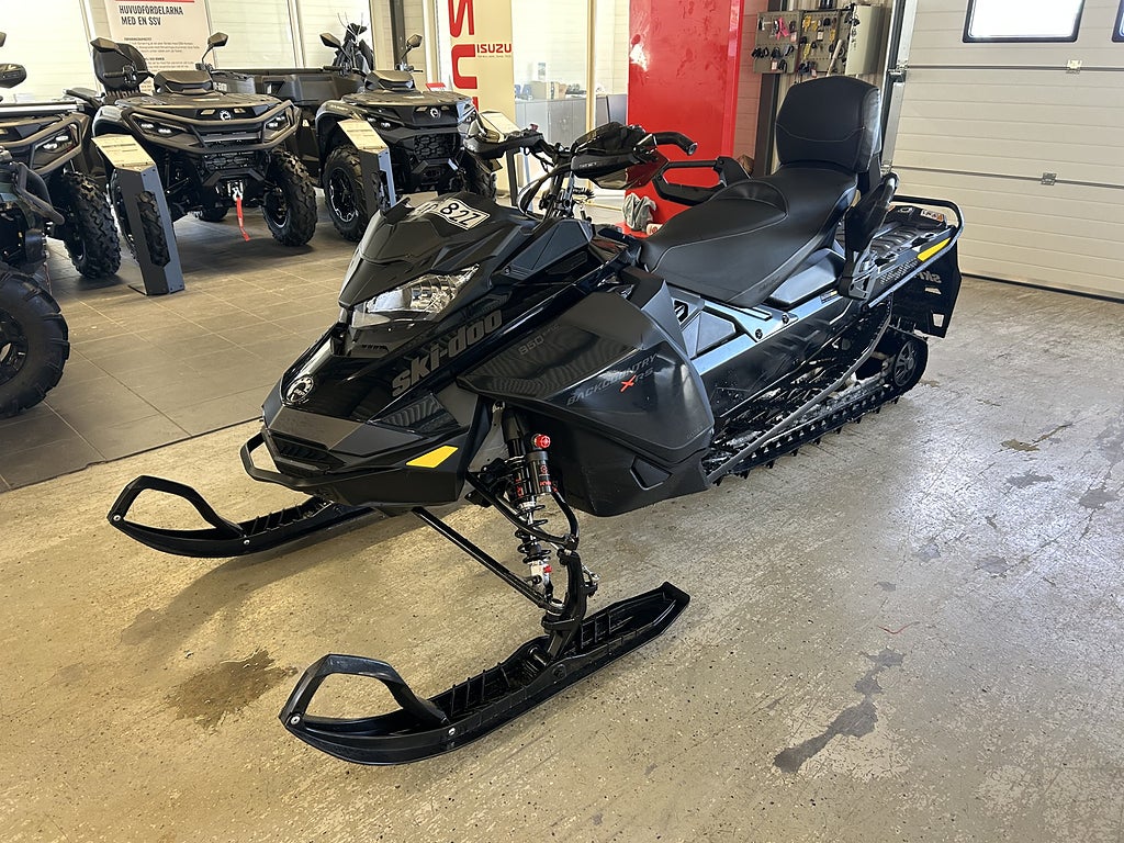 Ski-Doo Backcountry X-RS 850 E-TEC 146"
