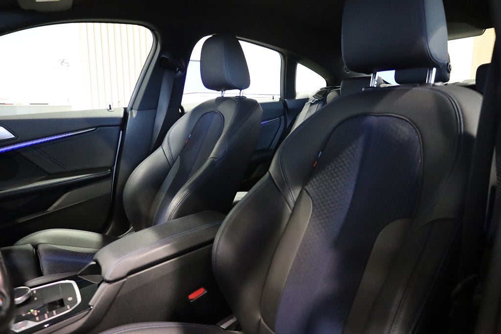 BMW 218 i Gran Coupé M Sport Aut PDC Navi