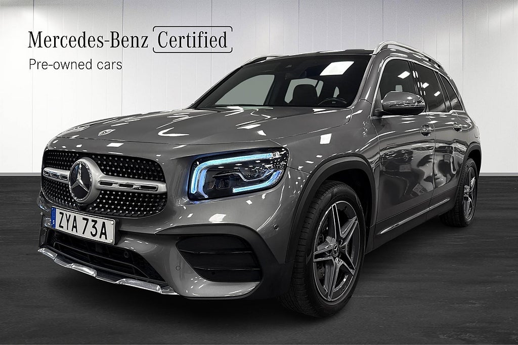 Mercedes-Benz GLB 200 d 4MATIC Drag Värmare Panorama Burmester AppleCarplay
