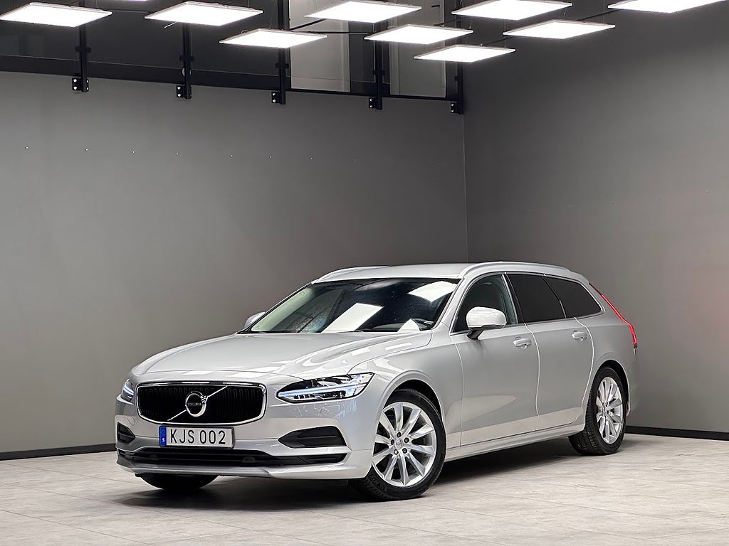 Volvo V90 D4 AWD / Drag / Kamera / Navi / Carplay
