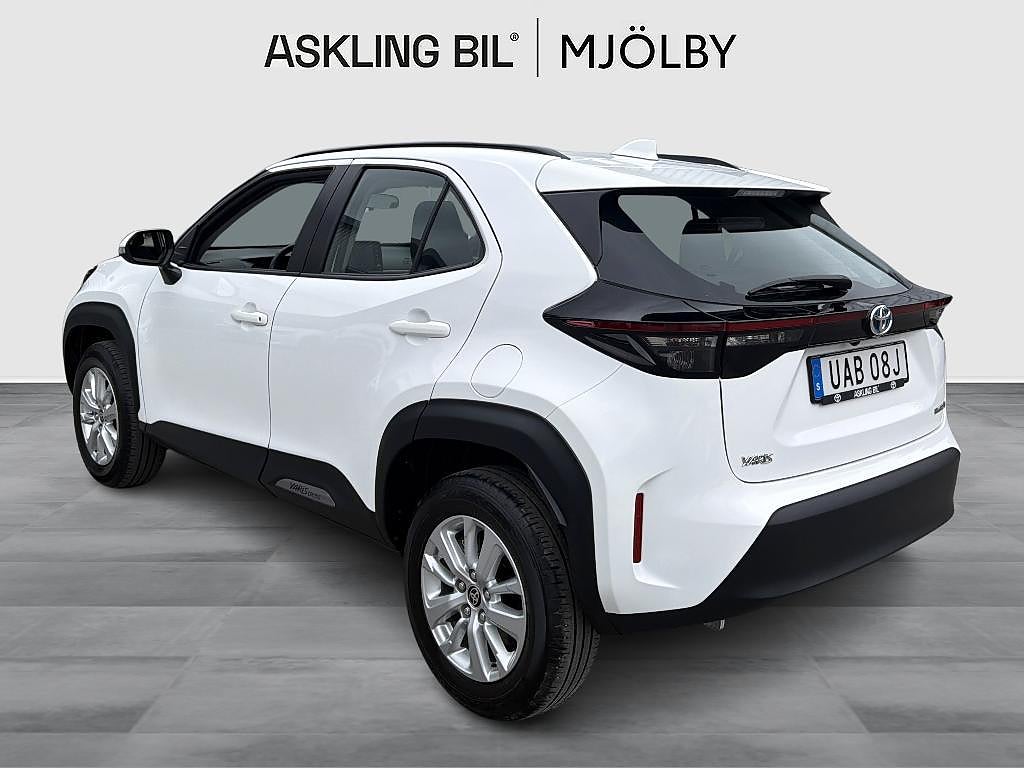 Toyota Yaris Cross 2023 - miniatyr 3