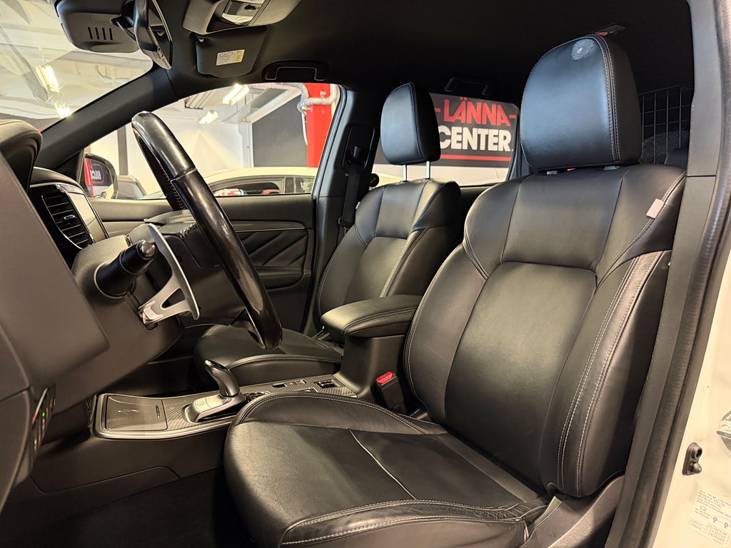 Mitsubishi Outlander 2020 - miniatyr 21