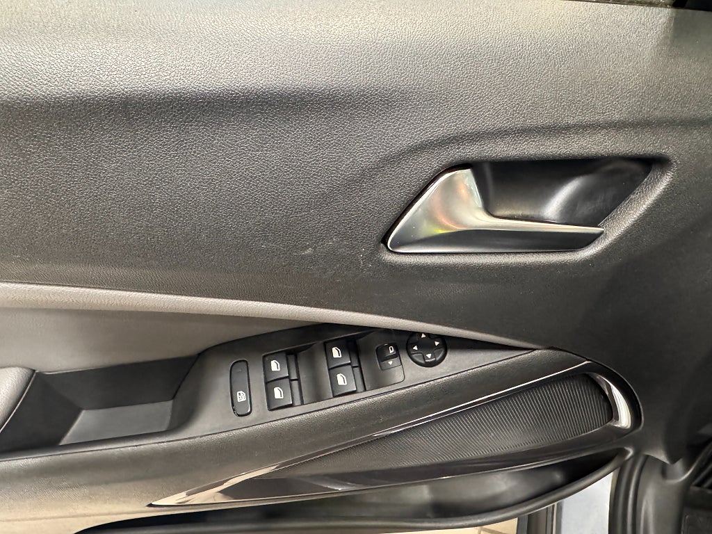 Opel Crossland 2017 - miniatyr 24