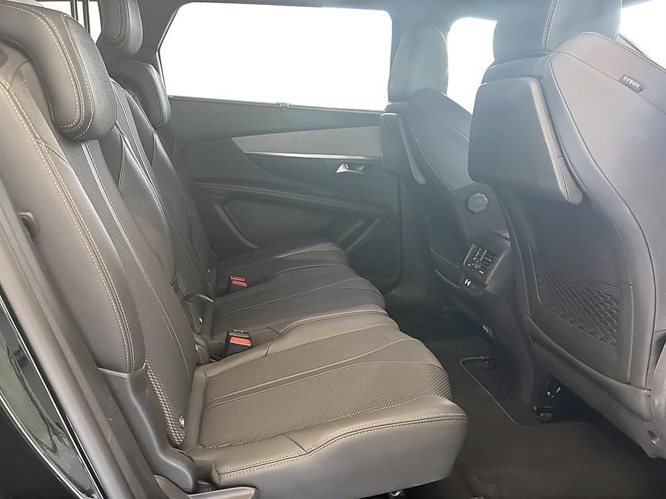 Bild på Peugeot 5008 GT 1.2 PT 130hk Aut 7-SITS B-KAMERA CARPLAY
