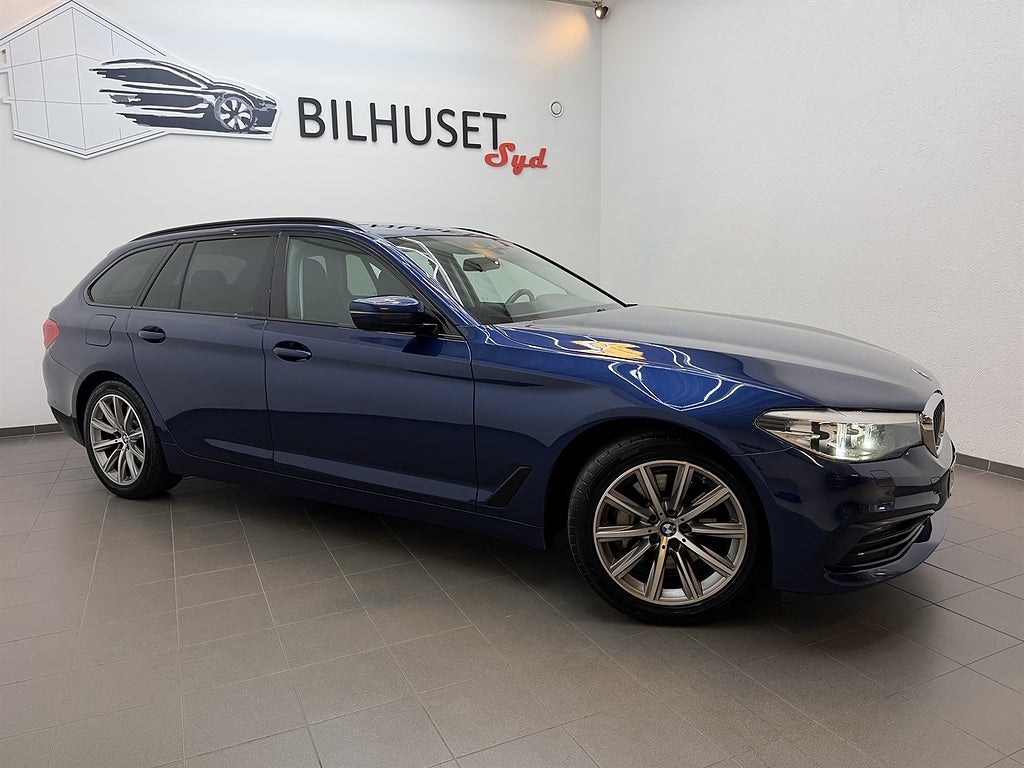 BMW 530i i xDrive 252hk Sport line Navi/Bkamera/Krok/1Brukare/Nyservad