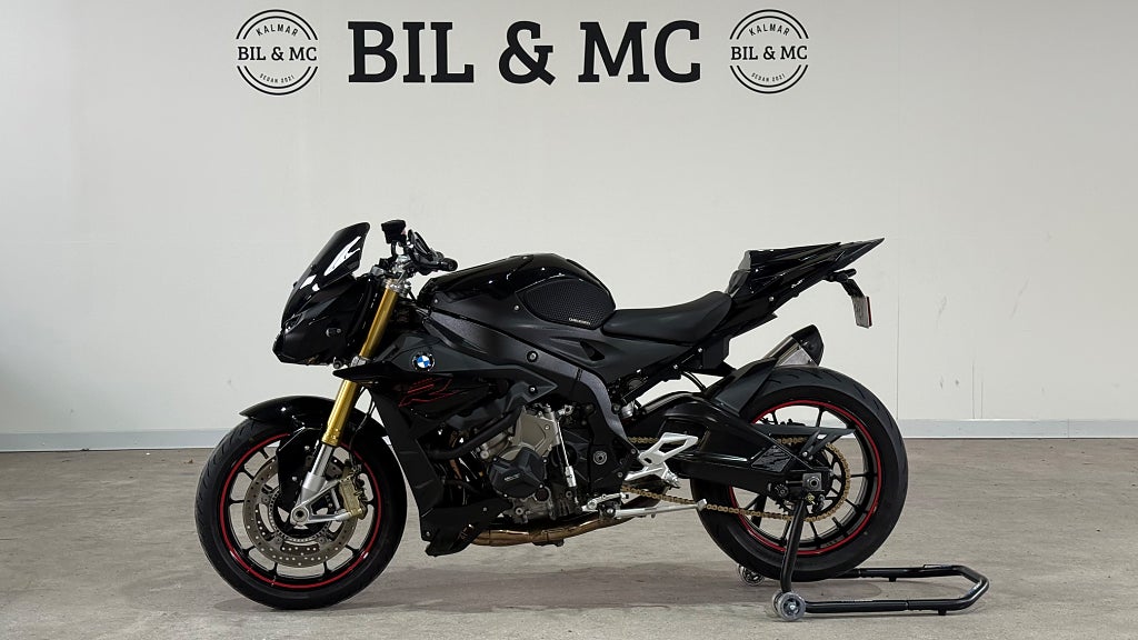 BMW Motorrad S 1000 R super fin skick 0kr insats 