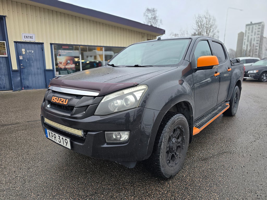 Isuzu D-Max Crew Cab 2.5 4WD Euro 5 momsbil 