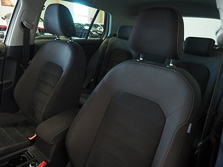 Halvkombi Volkswagen Golf 16 av 20
