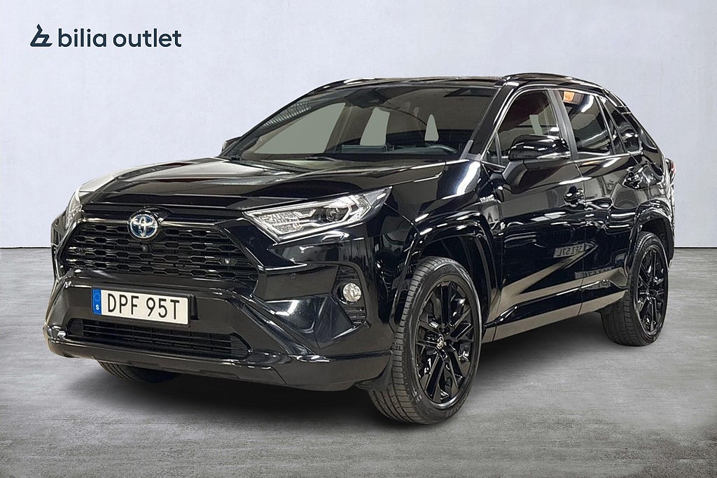 Toyota RAV4 Hybrid AWD-i E-CVT Attitude 222hk Drag 360° MOMS