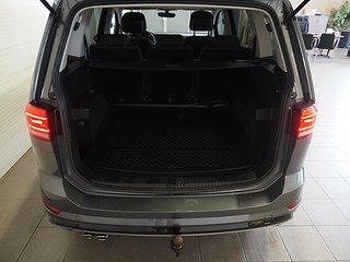 Minibuss Volkswagen Touran 21 av 21