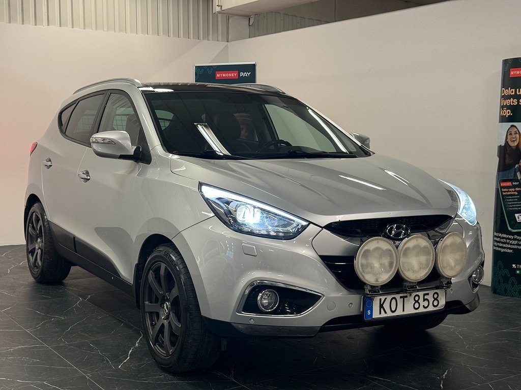 Hyundai ix35 2.0 CRDi 4WD Business Premium PANO | B-KAMERA