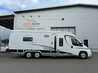 Husbil-halvintegrerad Hobby Toskana Exclusive 750 ELC 1 av 24