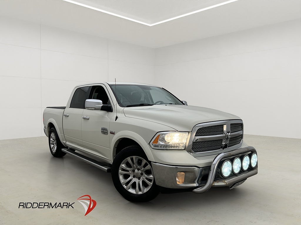 Dodge RAM 1500 LongHorn 5.7 4x4 Drag L-Släde Taklucka Moms