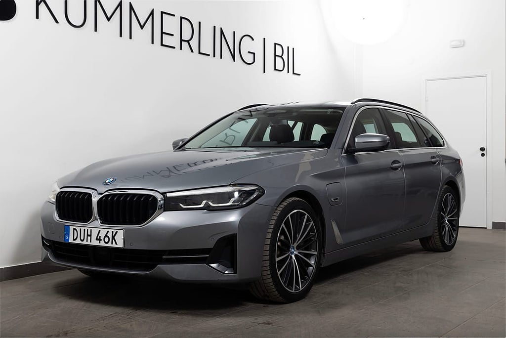 BMW 530e xDrive Touring 19\"LM/Backkamera/Drag/Läder