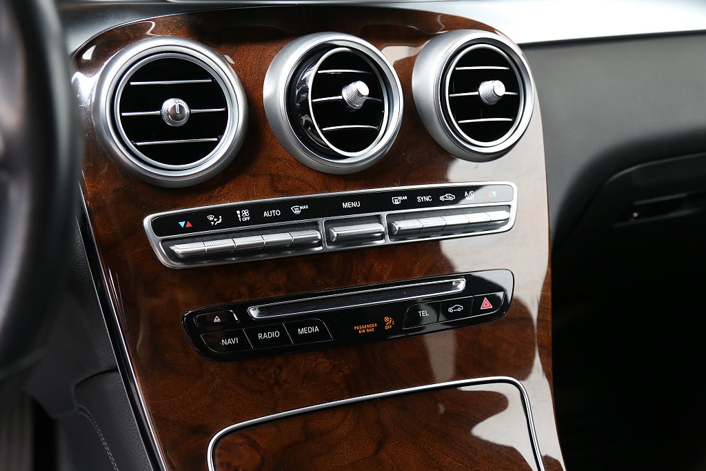 Mercedes-Benz GLC 220 d 4MATIC 9G-Tronic Exclusive Burmester 2017