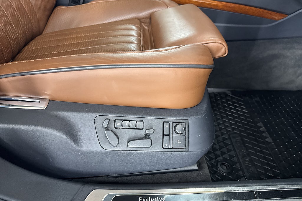 Volkswagen Phaeton 2011