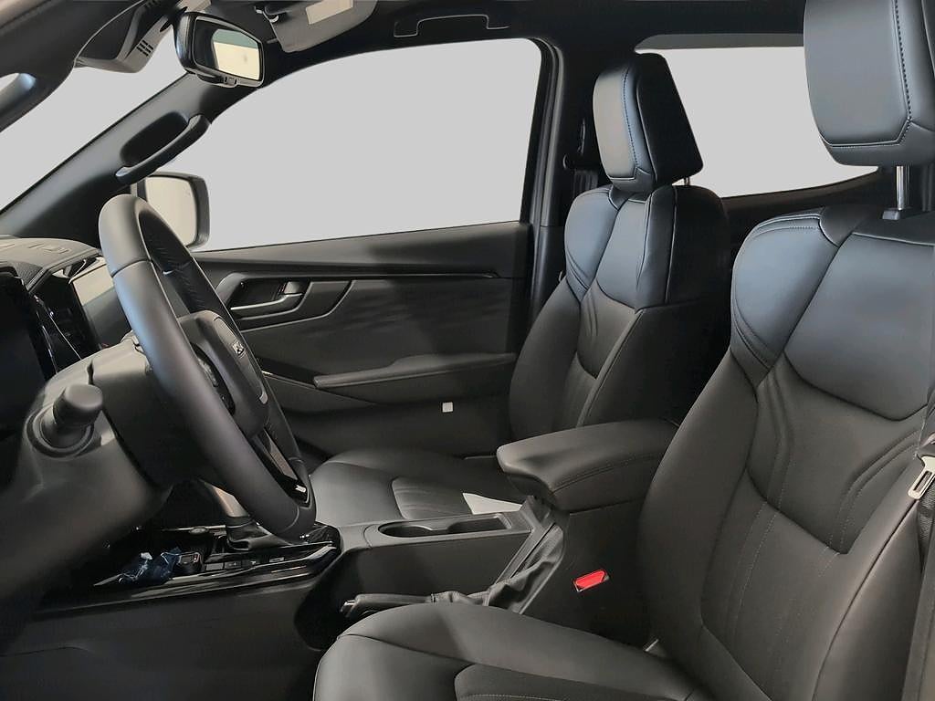 Isuzu D-Max Facelift 2026 DC XRX CNG