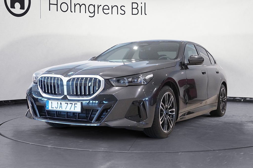 BMW i5 eDrive40 Sedan 4,95% ränta Edrive M Sport Fartpilot H K