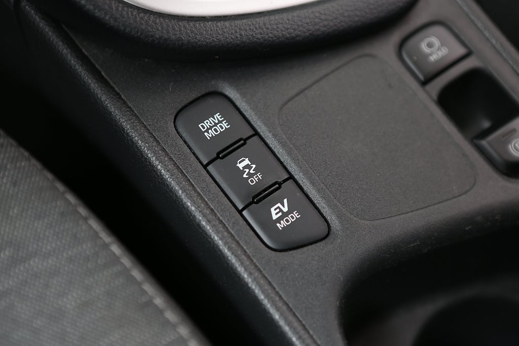 Toyota Yaris 1,5 VVT-i Hybrid CVT Active 5D Dragkrok 2020