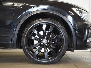 SUV Volkswagen Tiguan 8 av 23