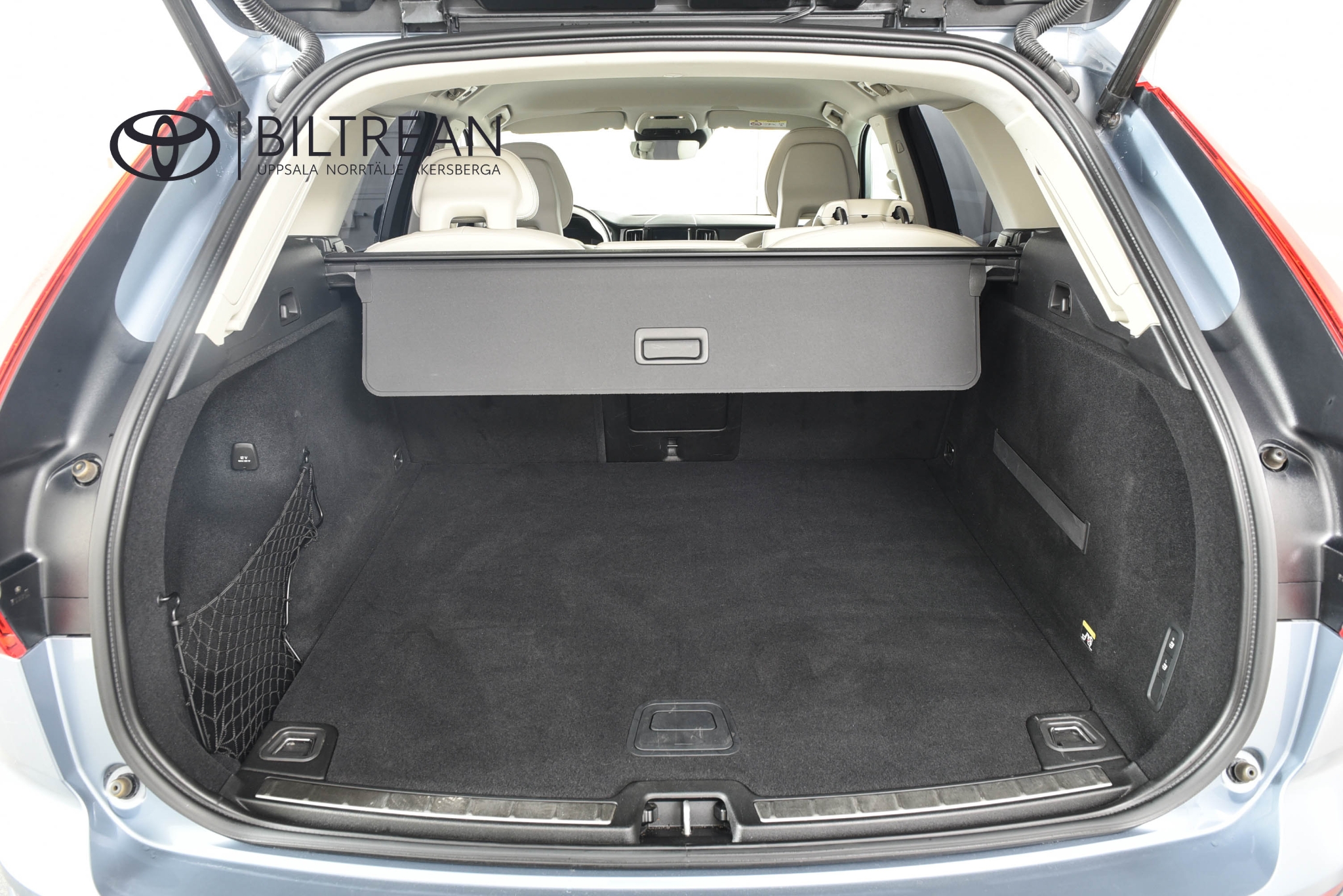 Volvo XC60 D4 AWD Momentum Aut / Voc 2018, bild 7/44