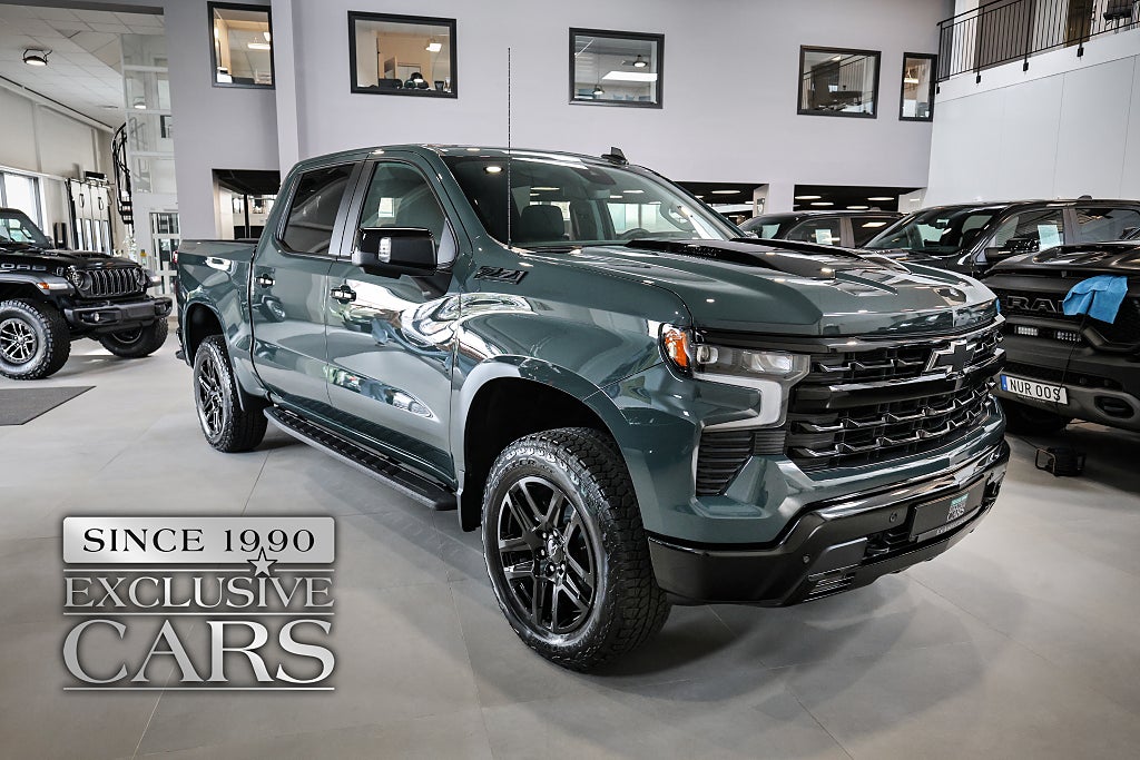 Chevrolet Silverado LT TRAIL BOSS DURAMAX 671NM DARK APPERANCE