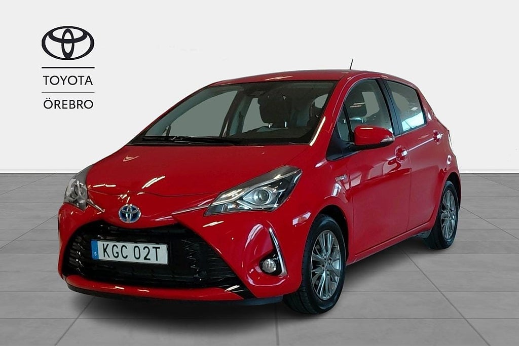 Toyota Yaris Hybrid Active V-hjul