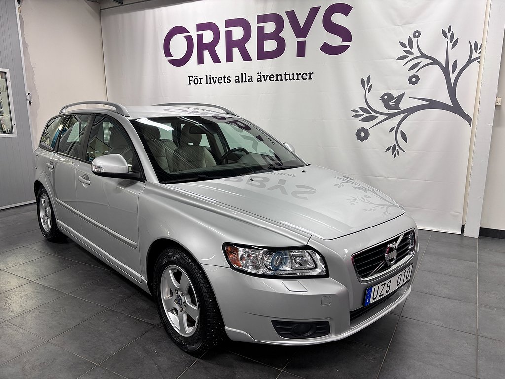 Volvo V50 D2 Summum, Värmare, Drag, Elstol, Skinn, Nav