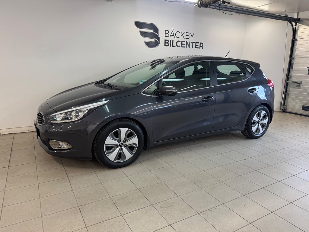 Kia Ceed cee'd 1.6 CRDi EX Comfort /8300Mil/rättvärme/2 ägare 