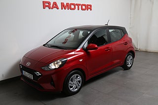 Halvkombi Hyundai i10 1 av 30