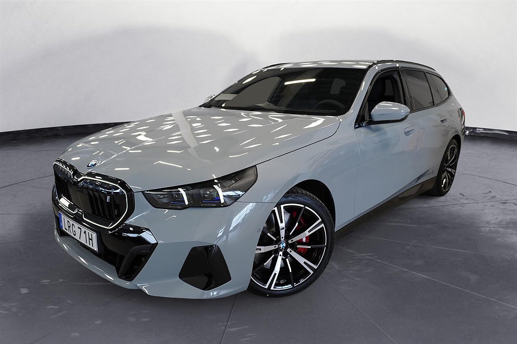 BMW i5 xDrive40 Touring M Sport Pro Business Ed Drag DA Pro B W