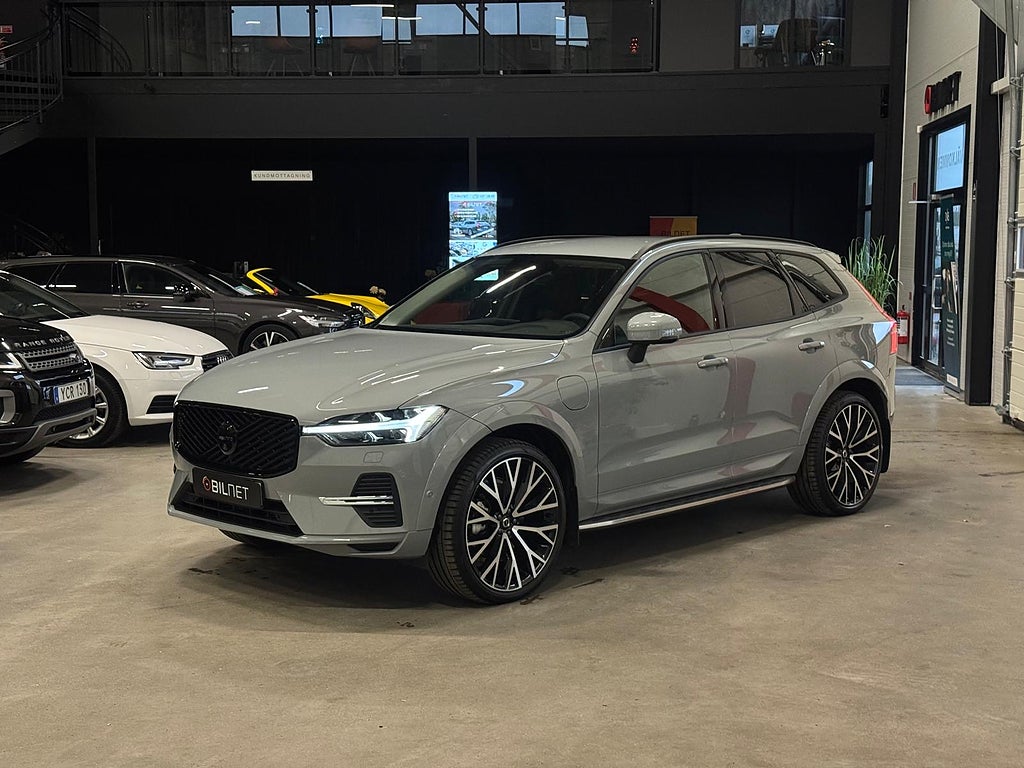 Volvo XC60 Recharge T6 AWD 495mil / 2026 H/K 22" Drag 360 Värmare