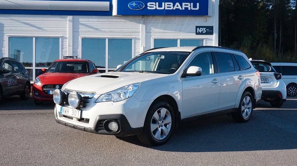 Subaru Outback 2.0 4WD Lineartronic SoV-Hjul Drag D-värmare 