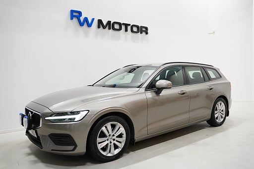 Volvo V60 D3 AWD 150hk Momentum D-värmare Dragkrok VOC Carplay