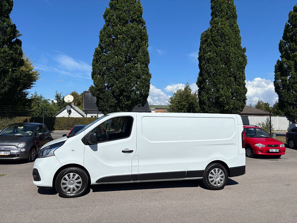 Renault trafic 1,6dci 125hk Lång  0kr Kontant(företag)