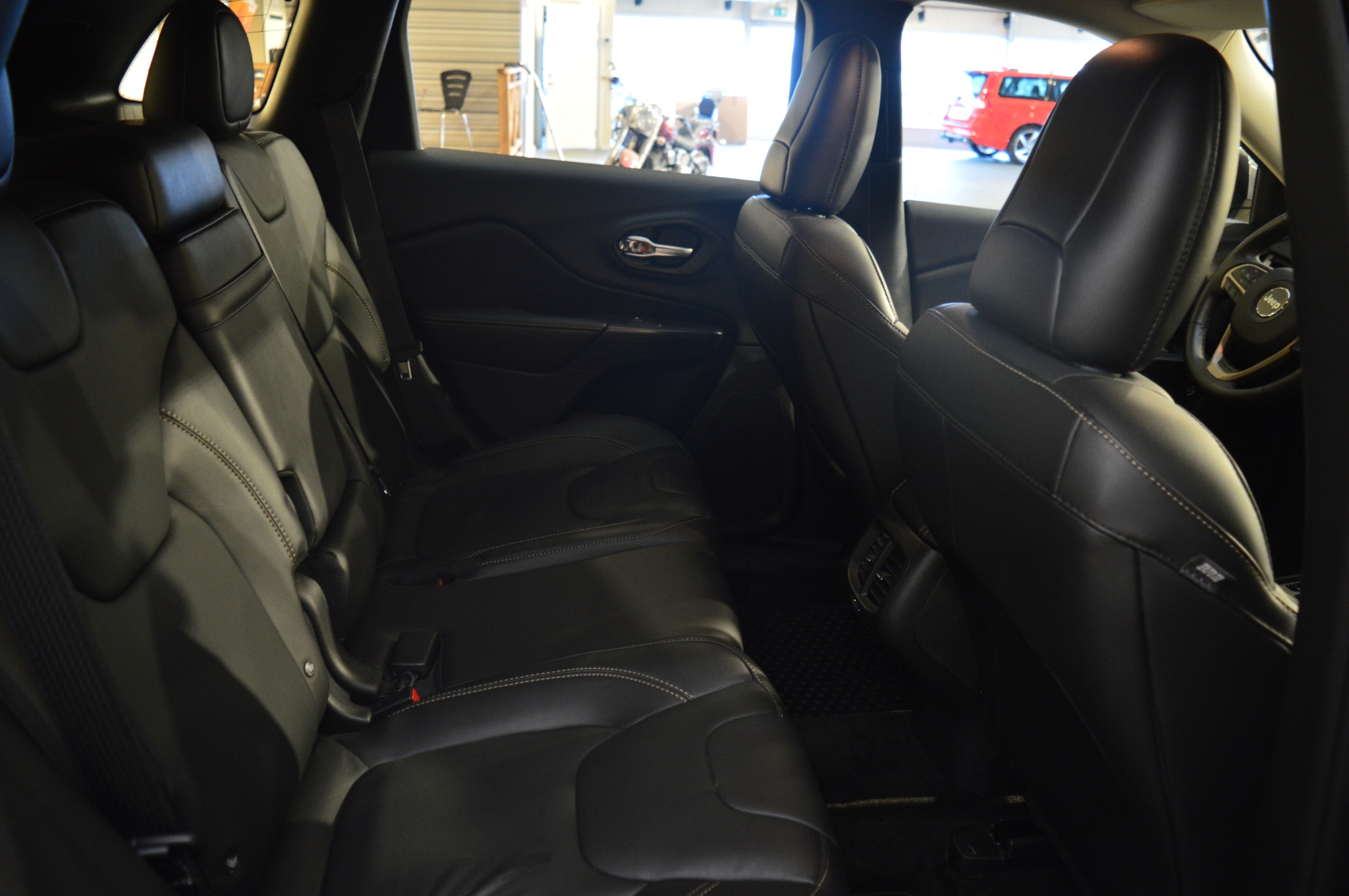 Jeep Cherokee 2016, kuva 5/42