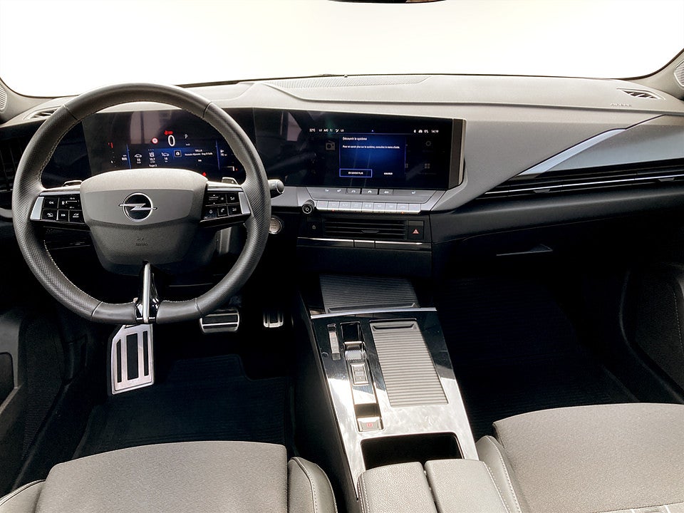 Bild på Opel Astra ST GS 1.2 PT 130hk Aut B-KAMERA CARPLAY