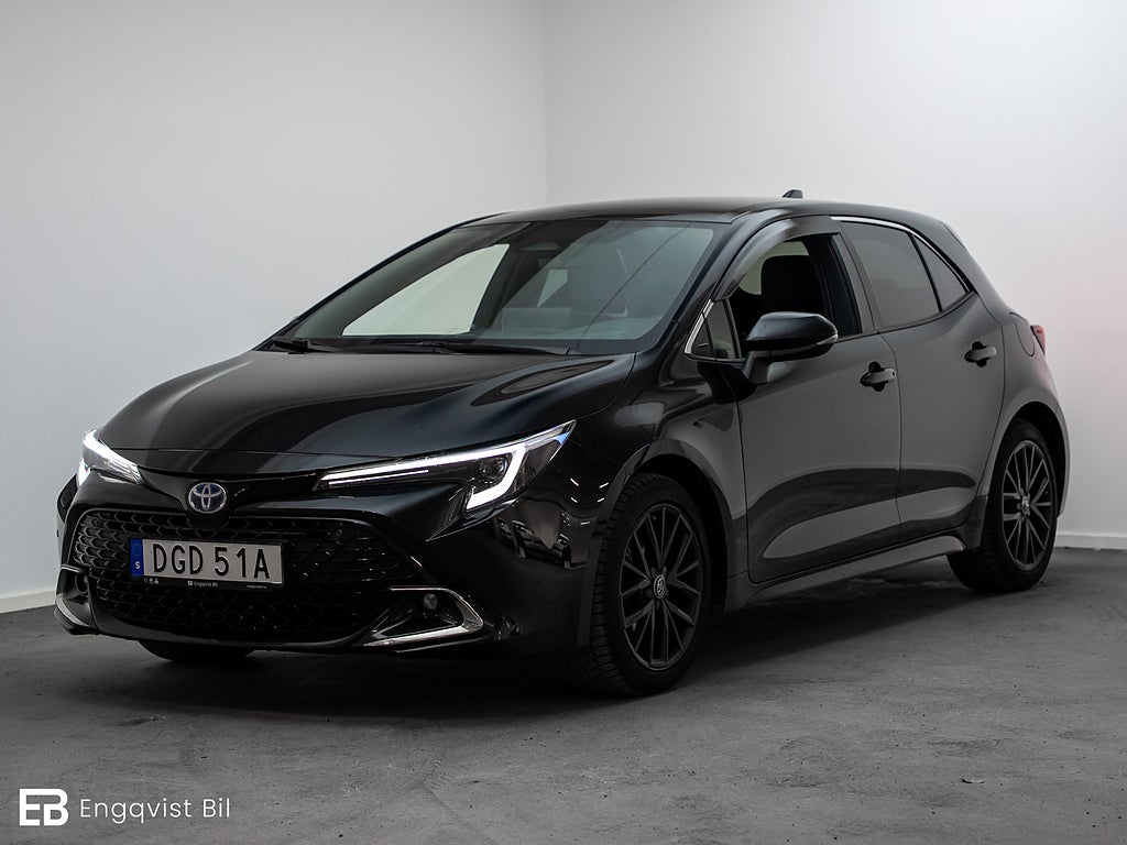 Toyota Corolla Hybrid e-CVT Executive Euro 6 / RATTVÄRME / BACKKAMERA