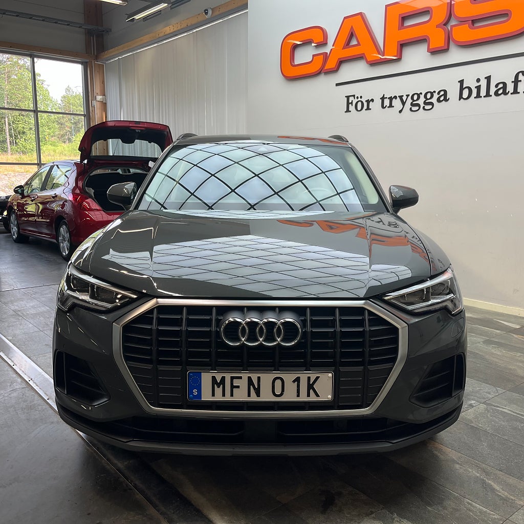 Audi Q3 4,99% 45 TFSI e S Tronic Proline Cockpit Carplay Värmar