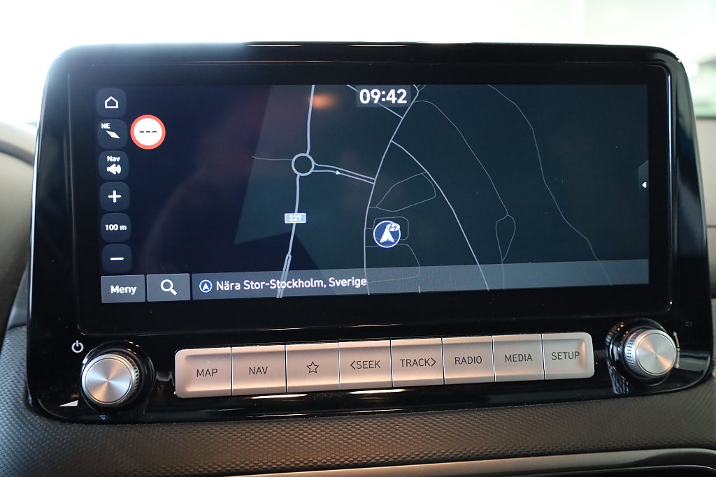 Hyundai Kona 64 kWh Essential Navi Kamera Krell CarPlay Leasbar 2022
