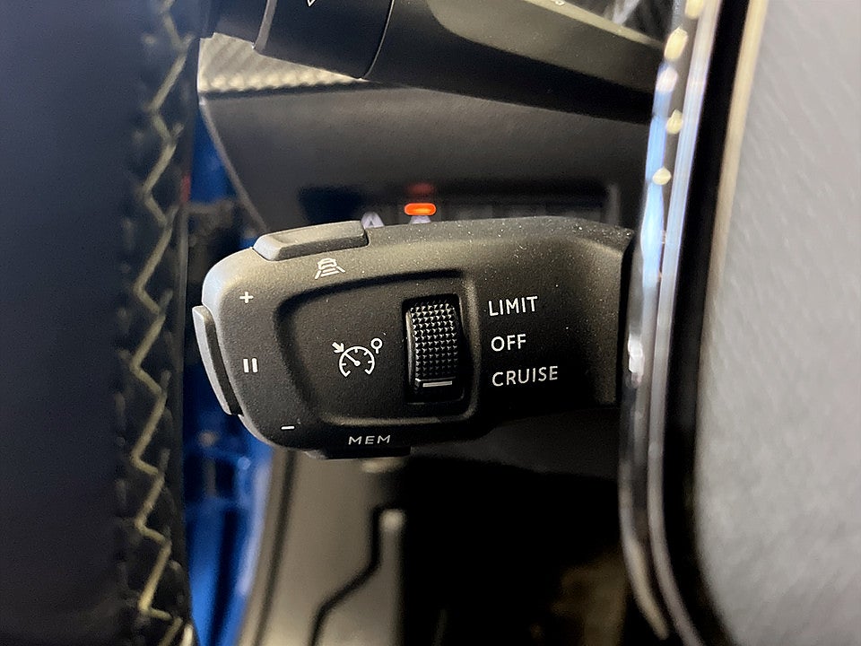 Bild på Peugeot E-2008 GT Pack 50kWh 136hk Aut KAMPANJRÄNTA 3,99%