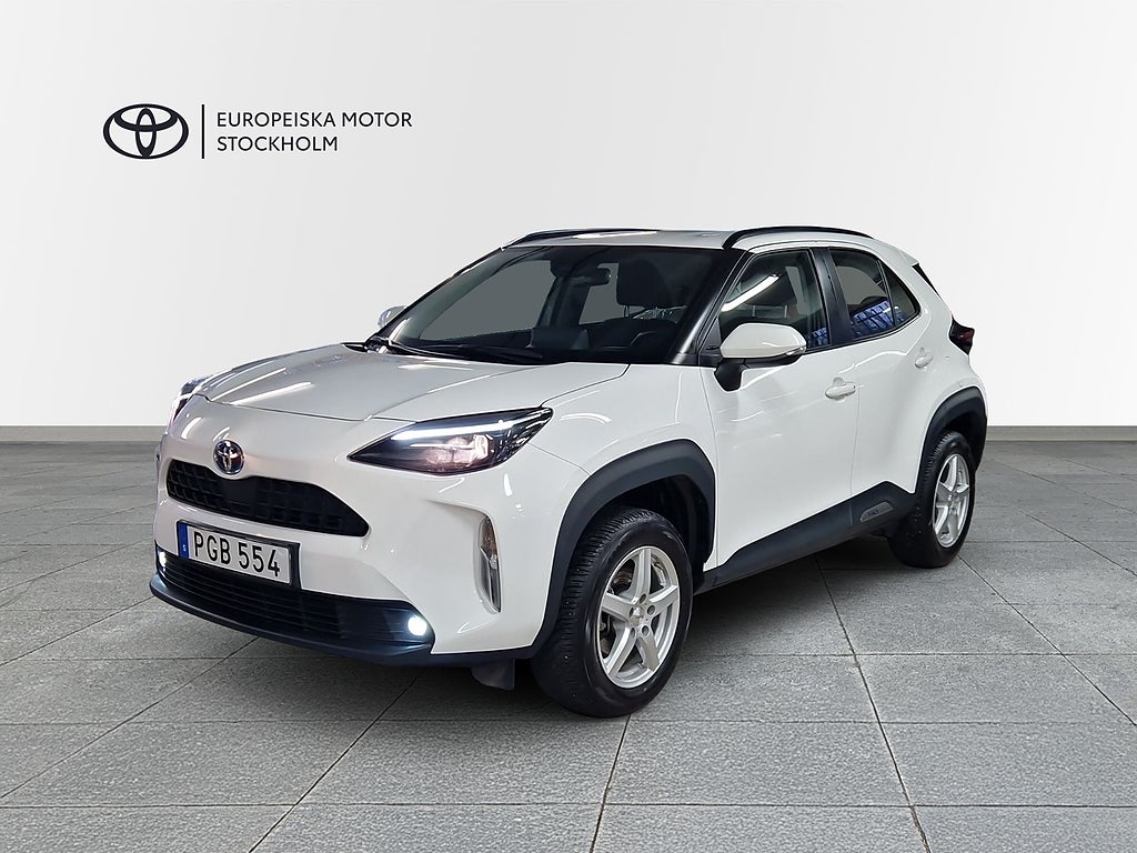 Toyota Yaris Cross / 1,5 HYBRID / ACTIVE / TAKRELING / V-HJUL
